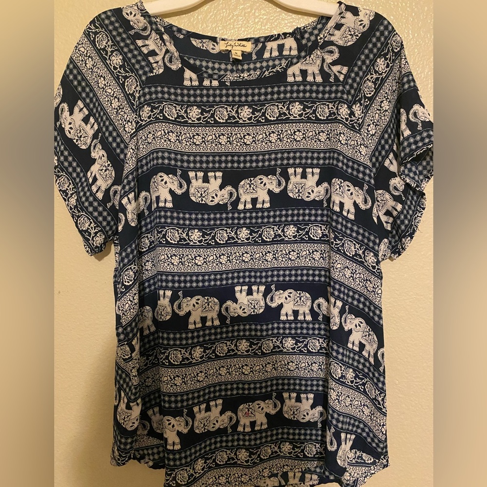 Medium blouse with elephant designs